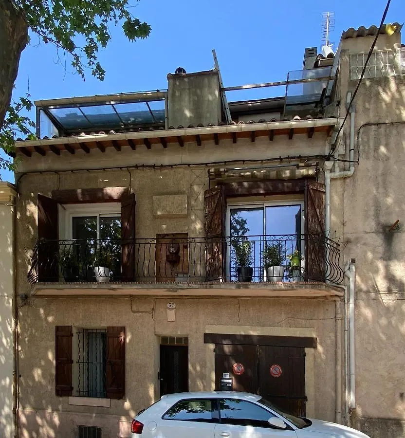 Апартаменты Studio Independant Dans Maison De Ville, Au Calme Марсель