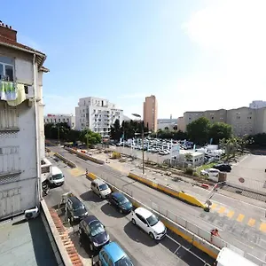 Appartement T2 Refait A Neuf Au Porte Du Velodrome - Parc Chanot, Marseille
