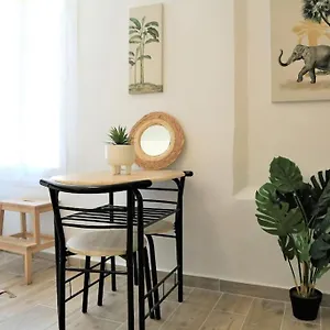 Appartement Le Perchoir- Au Pied De La Gare Saint Charles, Marseille